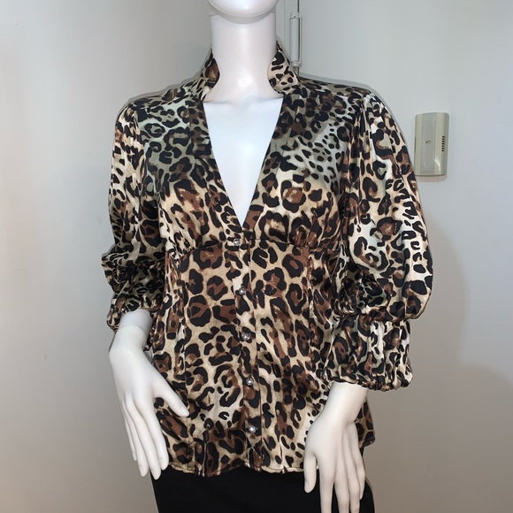 bebe Tops - Bebe Leopard Pinup Style Blouse /shirt